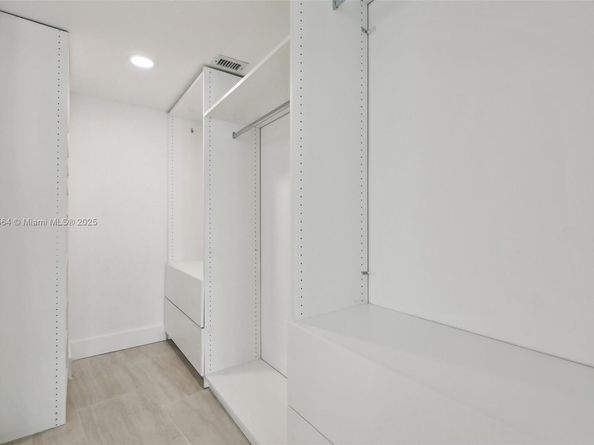 9 Island Ave 1209, Miami Beach FL 33139