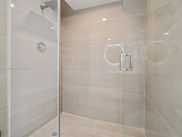 9 Island Ave 1209, Miami Beach FL 33139