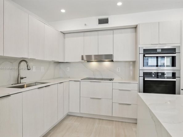9 Island Ave 1209, Miami Beach FL 33139