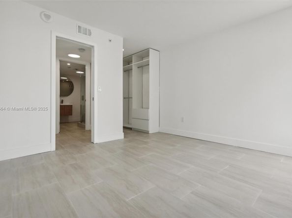 9 Island Ave 1209, Miami Beach FL 33139