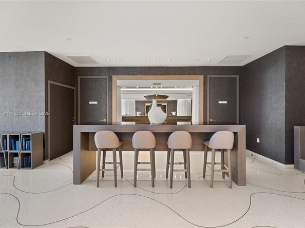 9 Island Ave 1209, Miami Beach FL 33139