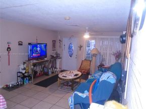 6791 Hope St, Hollywood FL 33024