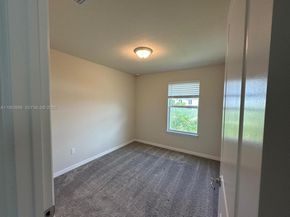 3235 N Watercress Dr, Lauderdale Lakes FL 33311