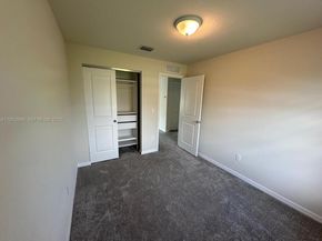 3235 N Watercress Dr, Lauderdale Lakes FL 33311