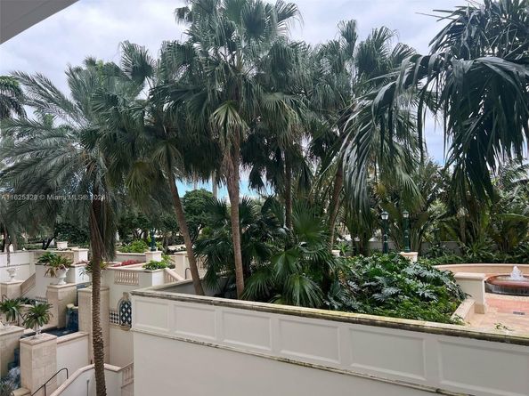 2000 Island Blvd 405, Aventura FL 33160