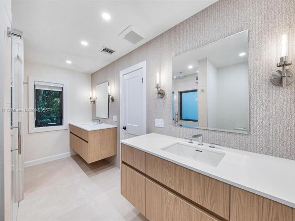 14600 SW 75th Ave, Palmetto Bay FL 33158