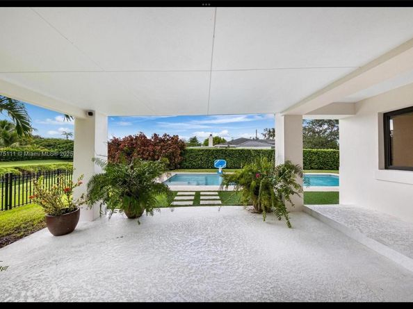 14600 SW 75th Ave, Palmetto Bay FL 33158