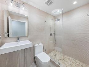 14600 SW 75th Ave, Palmetto Bay FL 33158