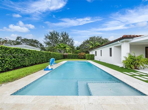 14600 SW 75th Ave, Palmetto Bay FL 33158