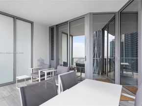 851 NE 1st Ave 3907, Miami FL 33132