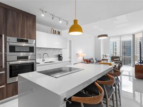 851 NE 1st Ave 3907, Miami FL 33132