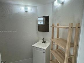 1398 NE 191st St C305, Miami FL 33179