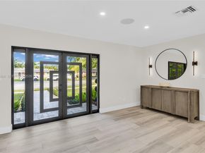 6980 NW 6th Ct, Plantation FL 33317