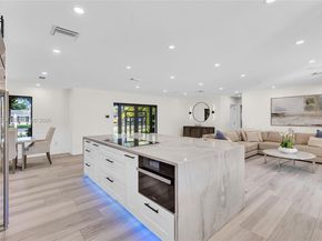 6980 NW 6th Ct, Plantation FL 33317