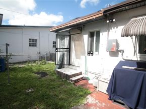 2830 NW 66th St, Miami FL 33147