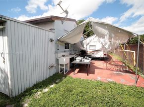 2830 NW 66th St, Miami FL 33147