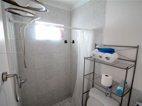 2830 NW 66th St, Miami FL 33147