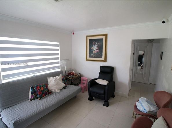 2830 NW 66th St, Miami FL 33147