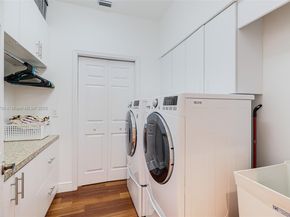 2489 Eagle Watch Ln, Weston FL 33327