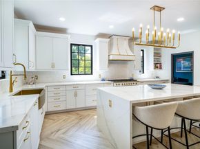 5149 Alton Rd, Miami Beach FL 33140