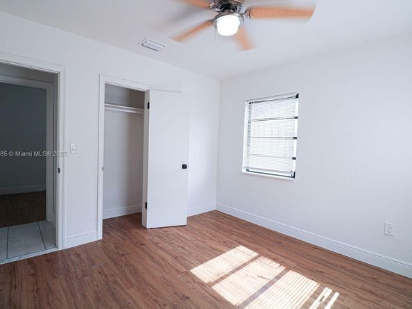 1875 NW 53rd St, Miami FL 33142