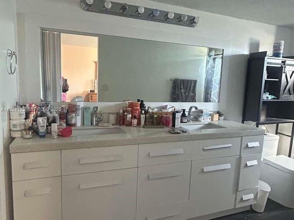 8020 Hampton Blvd 202, North Lauderdale FL 33068