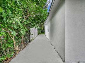 2270 NW 153rd St, Miami Gardens FL 33054