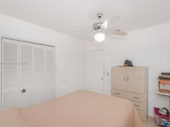 3920 W 3rd Ave, Hialeah FL 33012