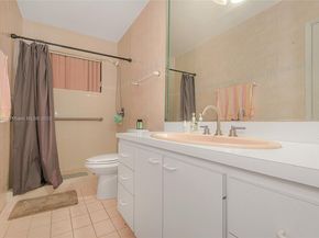 3920 W 3rd Ave, Hialeah FL 33012