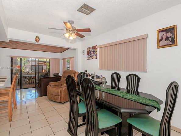 3920 W 3rd Ave, Hialeah FL 33012