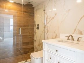 1800 Sunset Harbour Dr 1902/4 Dr 1902/4, Miami Beach FL 33139