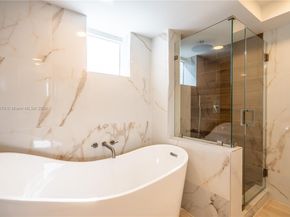1800 Sunset Harbour Dr 1902/4 Dr 1902/4, Miami Beach FL 33139