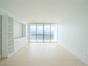 1800 Sunset Harbour Dr 1902/4 Dr 1902/4, Miami Beach FL 33139