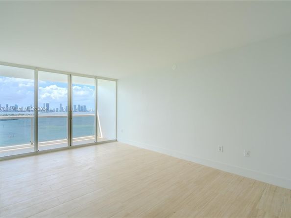 1800 Sunset Harbour Dr 1902/4 Dr 1902/4, Miami Beach FL 33139