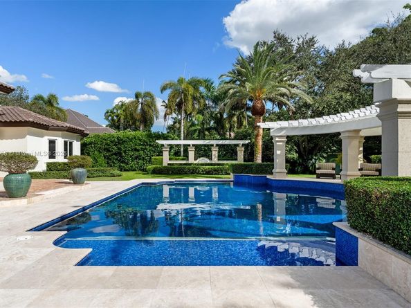 6350 SW 92nd St, Pinecrest FL 33156