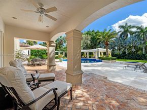 6350 SW 92nd St, Pinecrest FL 33156
