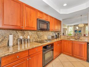 7542 SW 102nd St 209, Pinecrest FL 33156