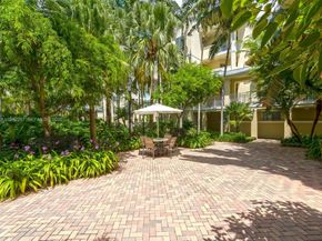 7542 SW 102nd St 209, Pinecrest FL 33156