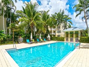 7542 SW 102nd St 209, Pinecrest FL 33156
