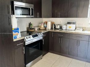 20118 SW 124th Ct, Miami FL 33177