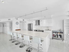 400 S Pointe Dr 1910, Miami Beach FL 33139