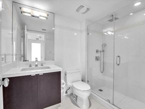 400 S Pointe Dr 1910, Miami Beach FL 33139