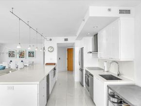 400 S Pointe Dr 1910, Miami Beach FL 33139