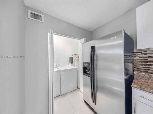 12090 NW 12th Ave, North Miami FL 33168