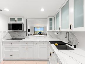 6195 Rock Island Rd 503, Tamarac FL 33319