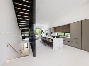 84 SW 28th Rd 5, Miami FL 33129
