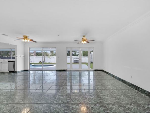 17921 SW 108th Ct, Miami FL 33157