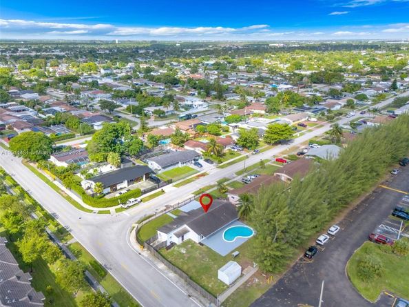 17921 SW 108th Ct, Miami FL 33157