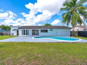 17921 SW 108th Ct, Miami FL 33157