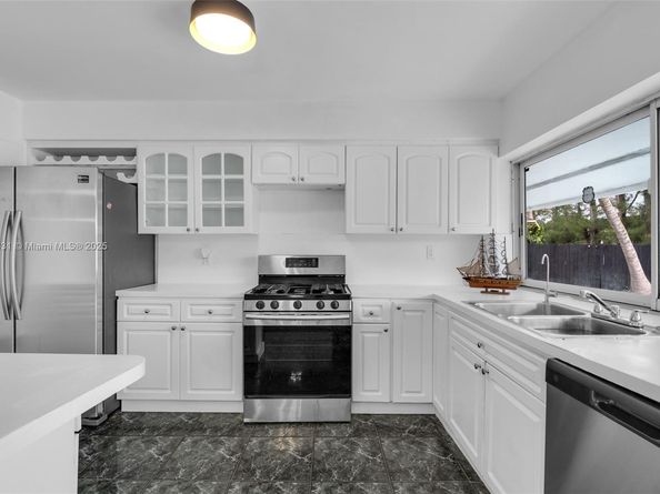 17921 SW 108th Ct, Miami FL 33157